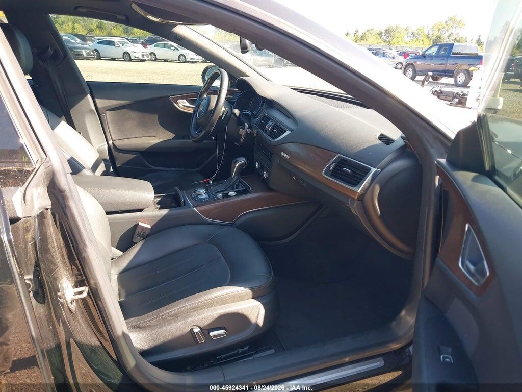 WAUWGAFC7GN010077 2016 AUDI A7 photo no. 5