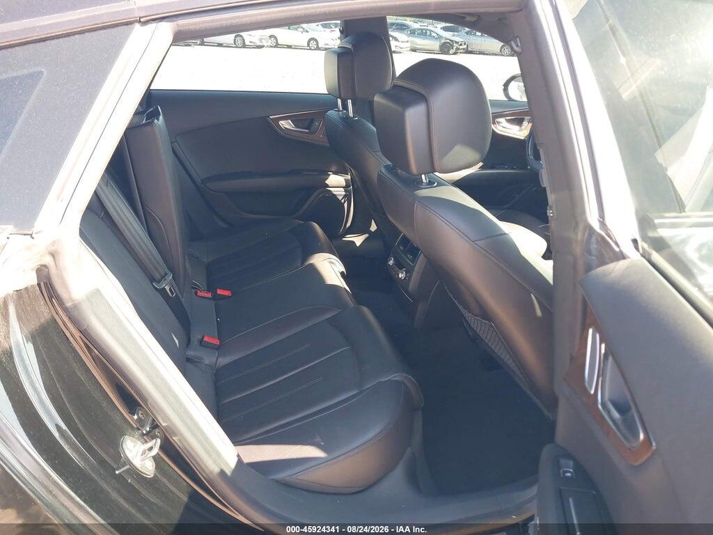 WAUWGAFC7GN010077 2016 AUDI A7 photo no. 8