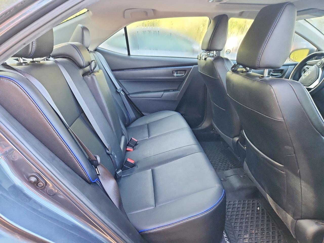 2019 TOYOTA COROLLA L — Фото 10 из 12