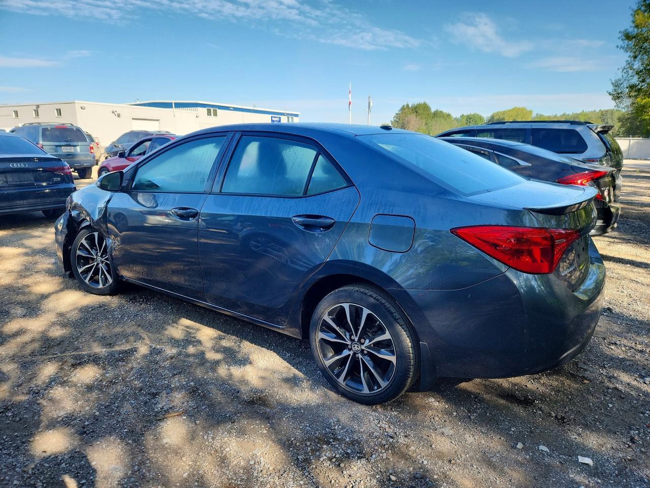 2019 TOYOTA COROLLA L — Фото 2 из 12
