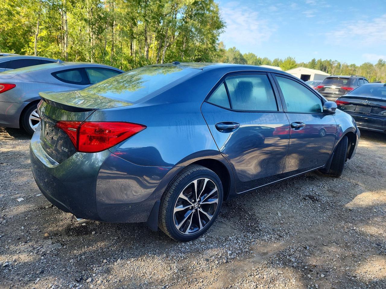 2019 TOYOTA COROLLA L — Фото 3 из 12