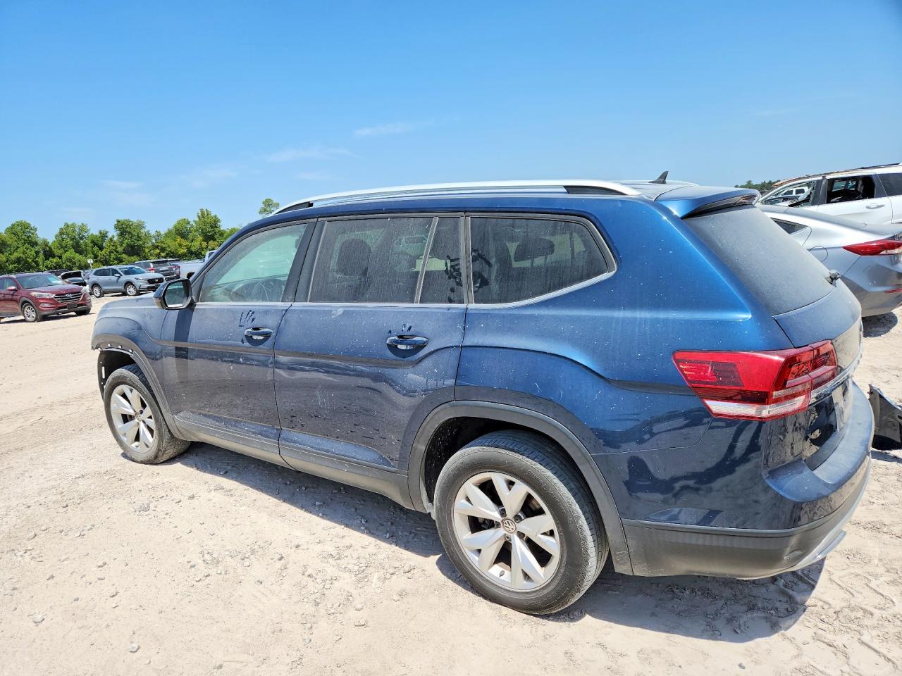2019 VOLKSWAGEN ATLAS S — Фото 2 из 13