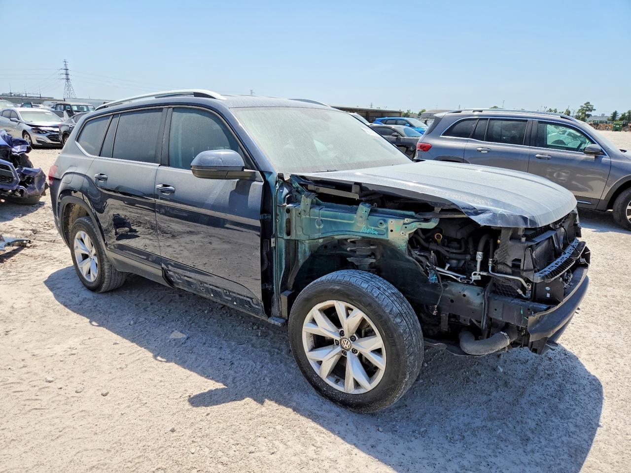 2019 VOLKSWAGEN ATLAS S — Фото 4 из 13