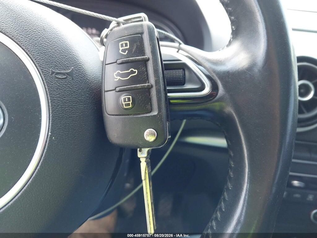 WAUEFGFF7F1045316 2015 AUDI A3 photo no. 11
