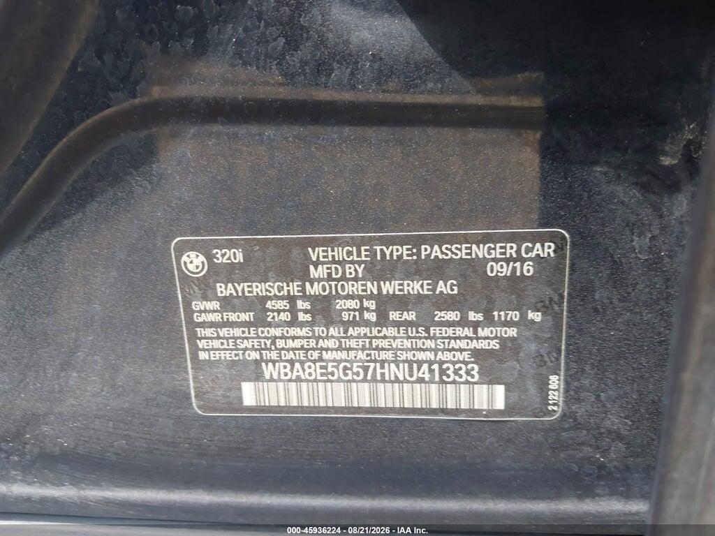 WBA8E5G57HNU41333 2017 BMW 320I photo no. 9