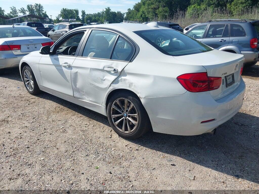 WBA8A3C52JA499692 2018 BMW 320I photo no. 3