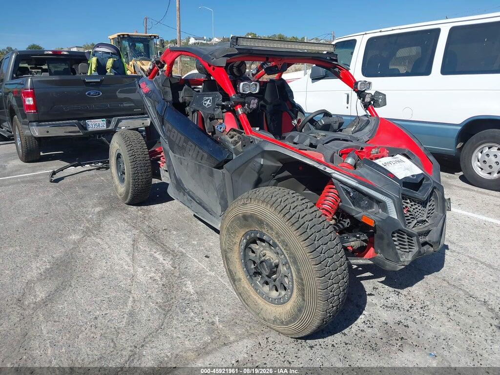 2018 CAN-AM MAVERICK X3 3JBVXAW26JK001392