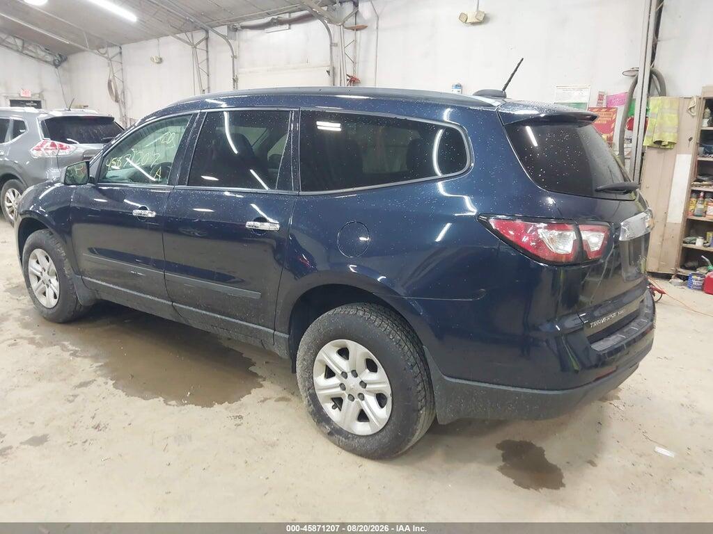 1GNKVFKDXHJ253806 2017 CHEVROLET TRAVERSE photo no. 3