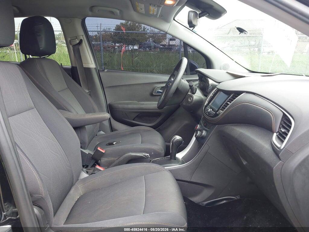 3GNCJLSB0HL283824 2017 CHEVROLET TRAX photo no. 5