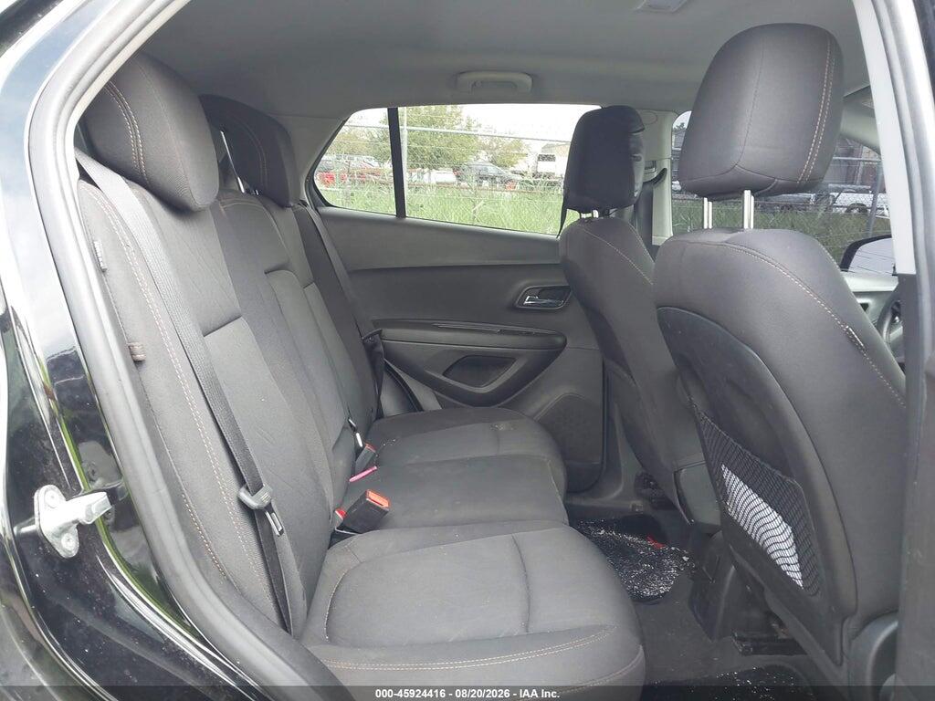 3GNCJLSB0HL283824 2017 CHEVROLET TRAX photo no. 8
