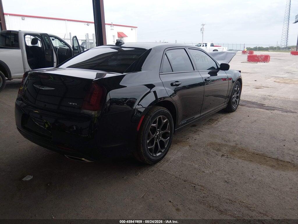 2C3CCAGG9HH616742 2017 CHRYSLER 300 photo no. 4