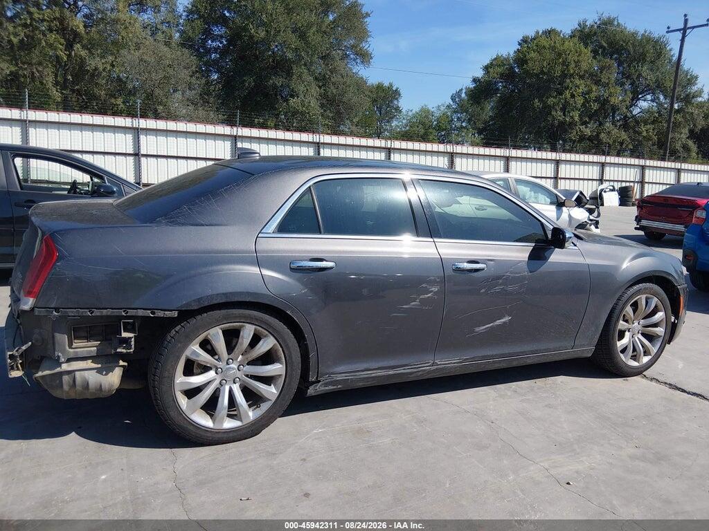 2C3CCAEG5HH570068 2017 CHRYSLER 300C photo no. 6