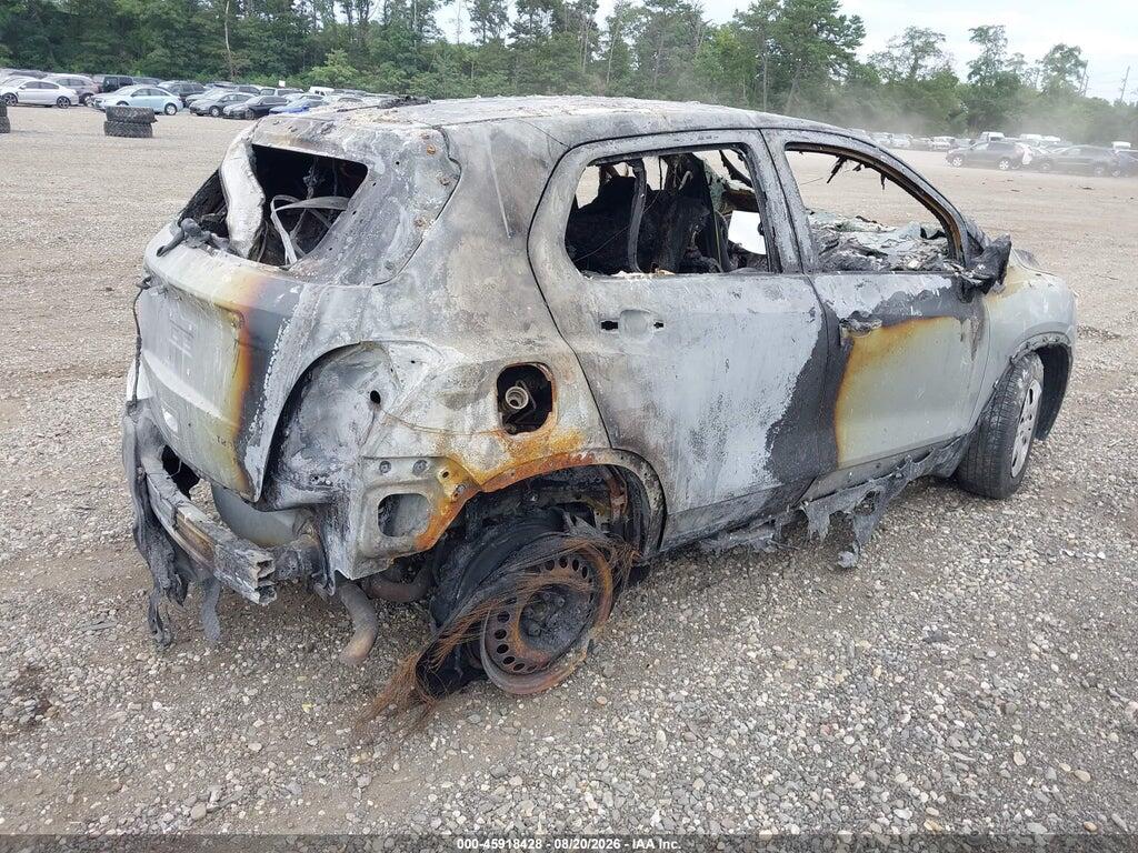 KL7CJKSB5FB206865 2015 CHEVROLET TRAX photo no. 4