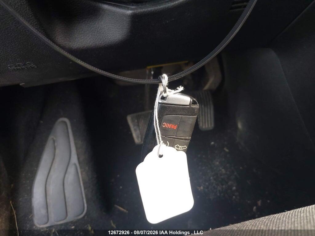 1C3CCCAB0FN735762 2015 CHRYSLER 200 photo no. 11