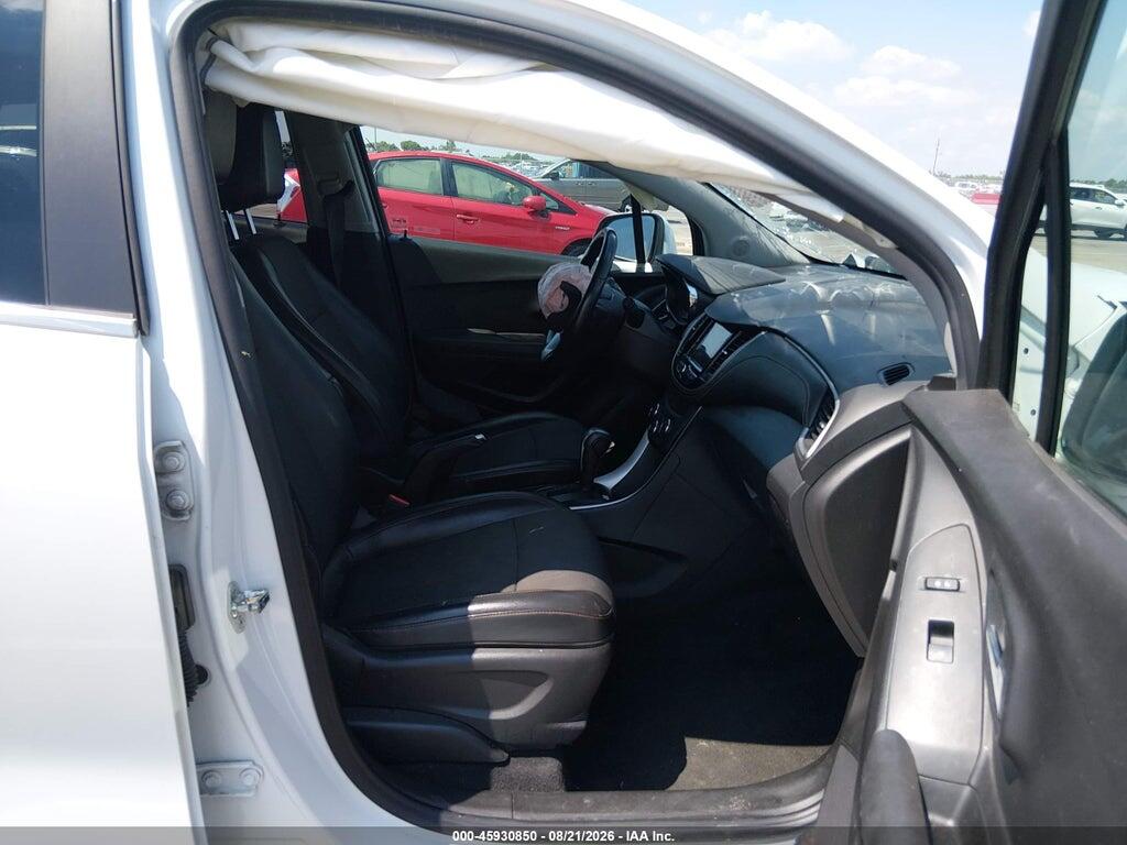 KL7CJPSB3JB674132 2018 CHEVROLET TRAX photo no. 5