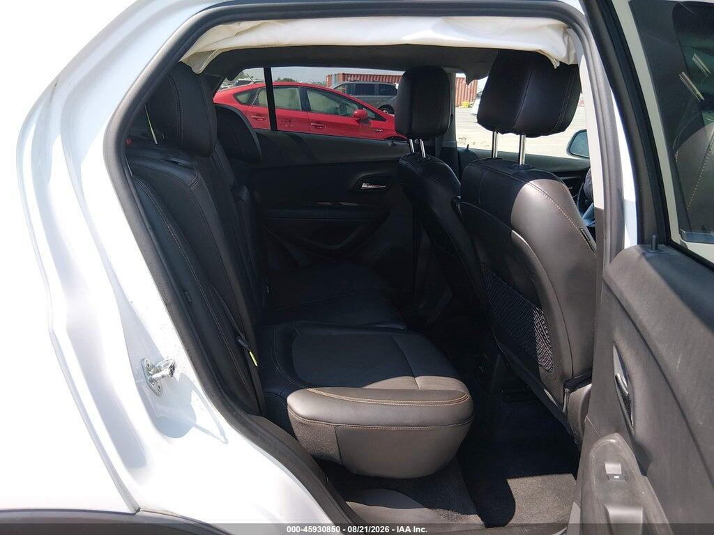 KL7CJPSB3JB674132 2018 CHEVROLET TRAX photo no. 8