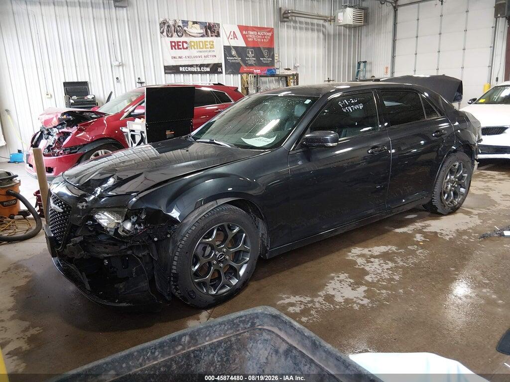 2C3CCAGG1JH321172 2018 CHRYSLER 300 photo no. 2