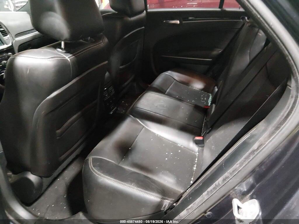 2C3CCAGG1JH321172 2018 CHRYSLER 300 photo no. 8