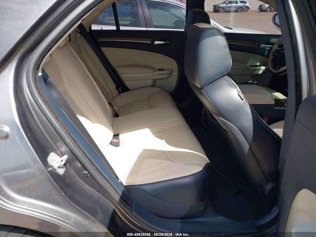 2C3CCAPTXFH859664 2015 CHRYSLER 300C photo no. 8