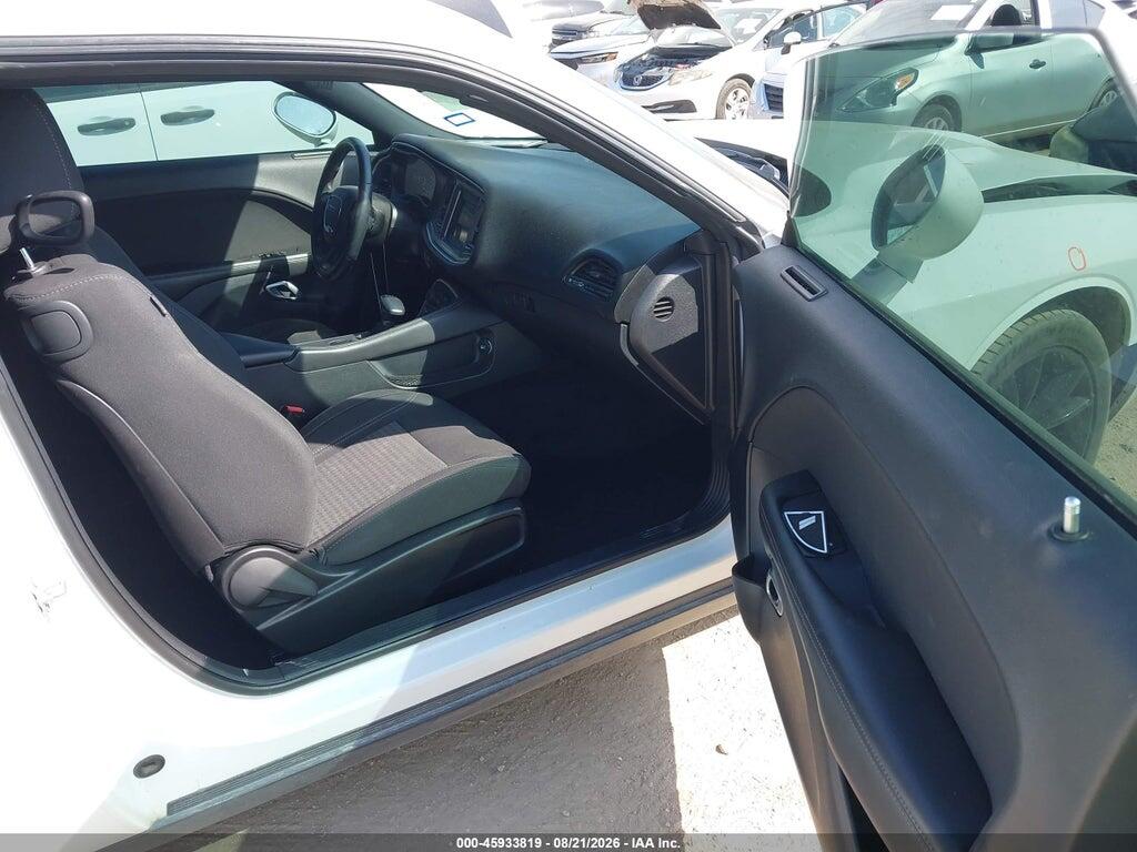 2C3CDZBT3JH132040 2018 DODGE CHALLENGER photo no. 5
