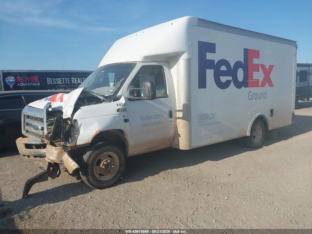 1FDWE3F63HDC66914 2017 FORD E-350 CUTAWAY photo no. 2