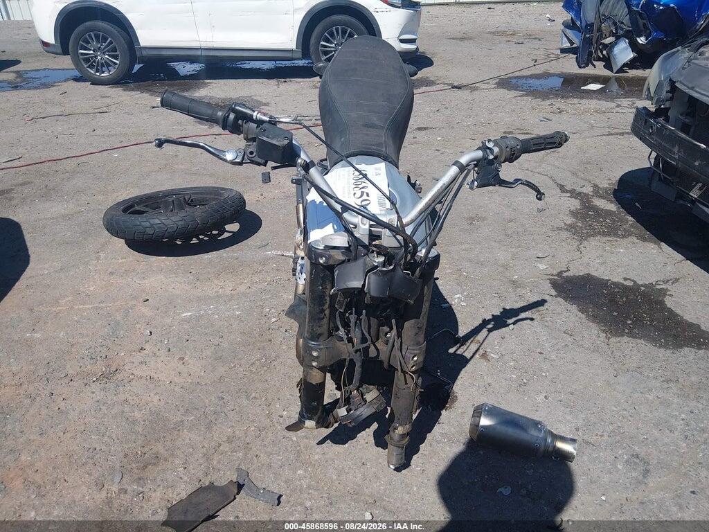 ML015ANM8JT013389 2018 DUCATI SCRAMBLER photo no. 5
