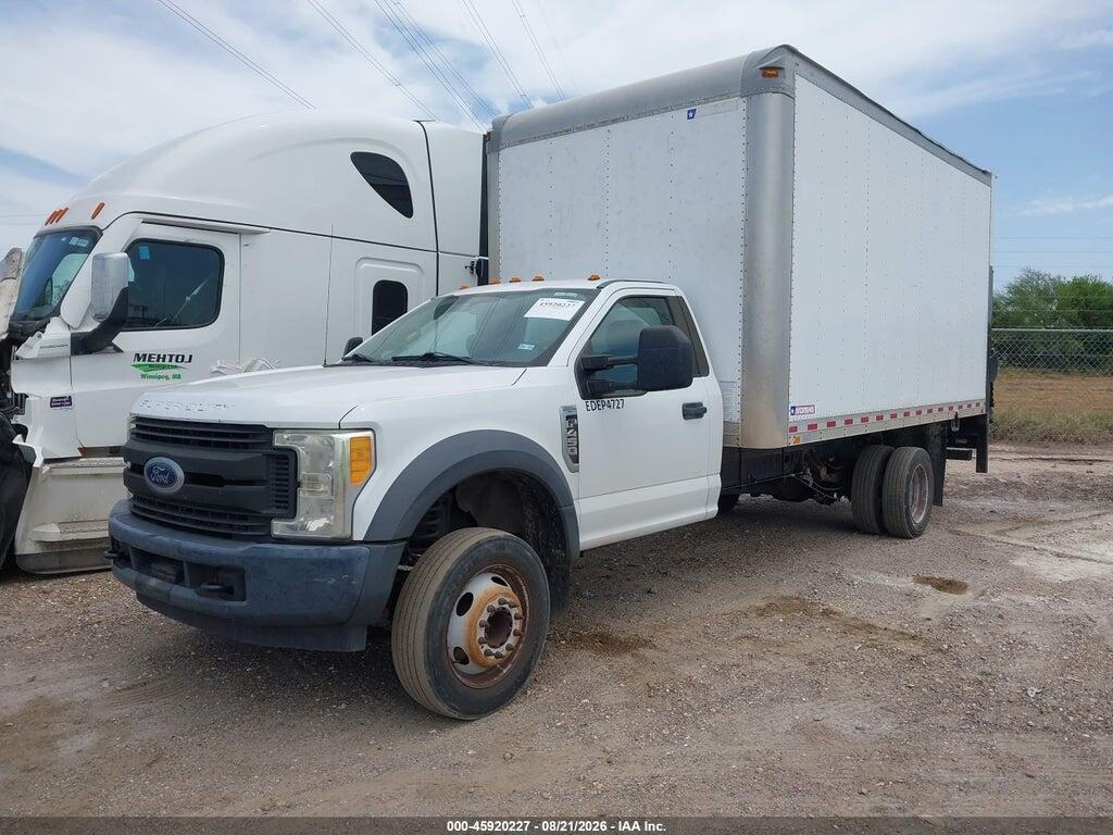1FDUF4GYXHEE04727 2017 FORD F-450 CHASSIS photo no. 2