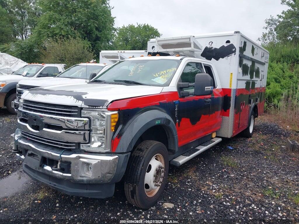 1FD0X5HT5HEB66497 2017 FORD F-550 CHASSIS photo no. 2