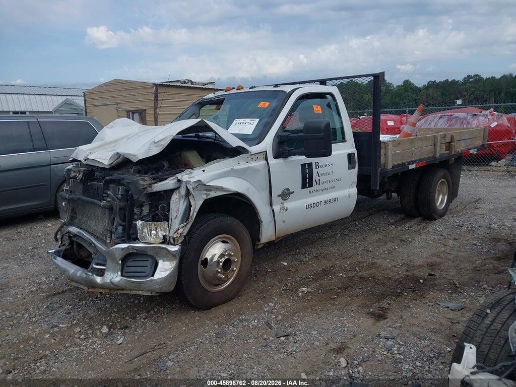 1FDRF3GT7FEA47668 2015 FORD F-350 CHASSIS photo no. 2
