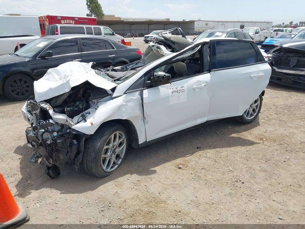 1FADP3F27FL326916 2015 FORD FOCUS photo no. 2