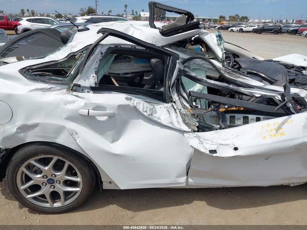 1FADP3F27FL326916 2015 FORD FOCUS photo no. 8