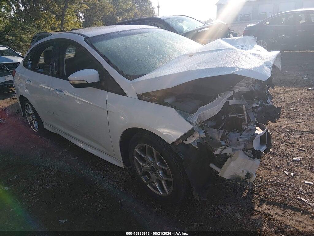 1FADP3F23FL218969 2015 FORD FOCUS photo no. 1