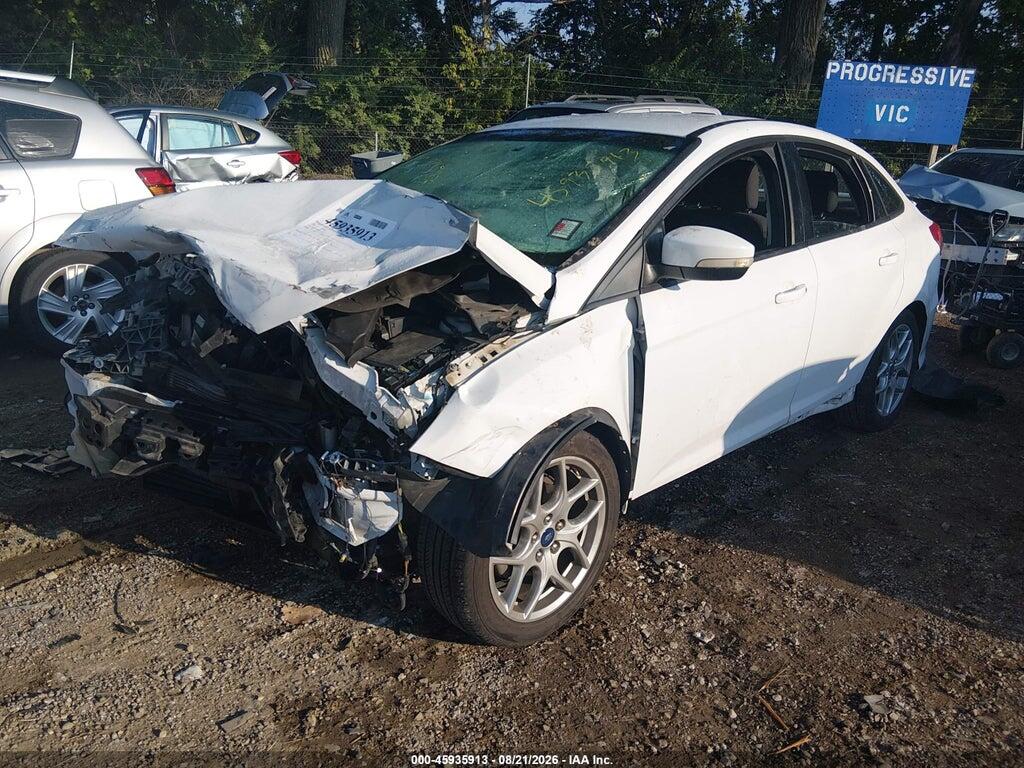 1FADP3F23FL218969 2015 FORD FOCUS photo no. 2