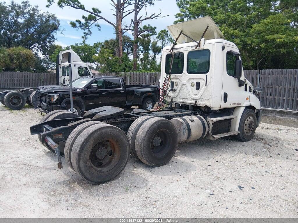3AKJGBDV4GSHE4027 2016 FREIGHTLINER CASCADIA 113 photo no. 4