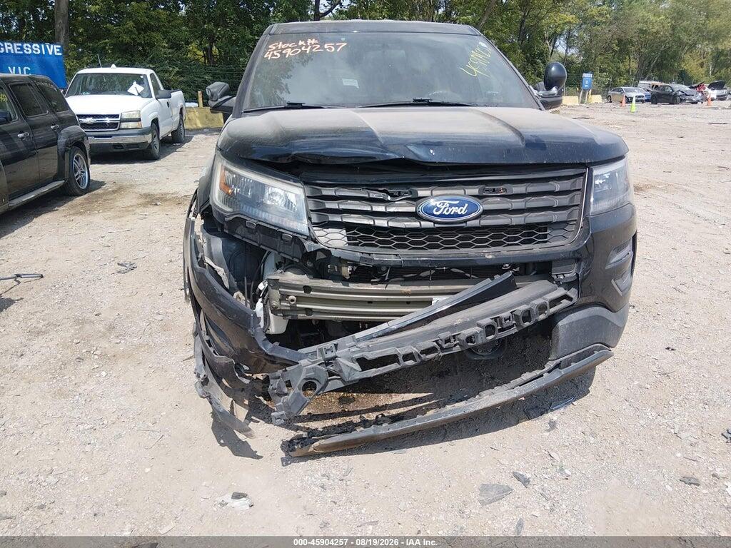 1FM5K8AR0JGB59133 2018 FORD POLICE INTERCEPTOR UTILITY photo no. 6
