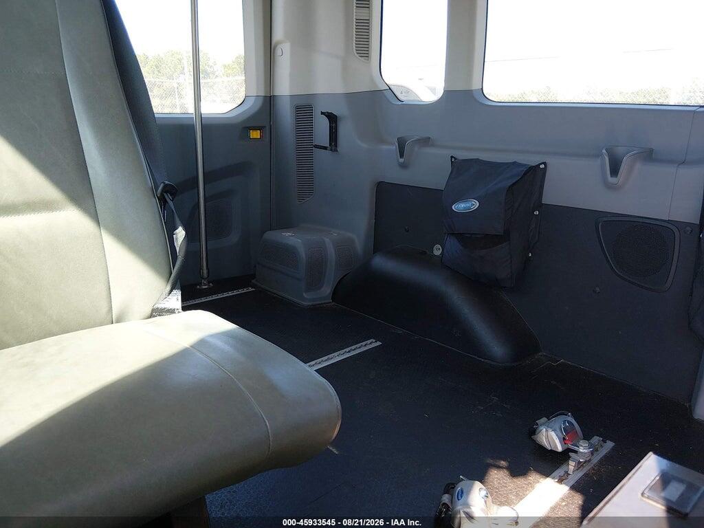 1FDZX2CM8JKA03842 2018 FORD TRANSIT-350 photo no. 8