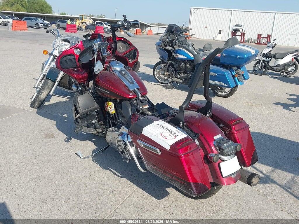 1HD1TAN12FB950438 2015 HARLEY-DAVIDSON FLTRUSE photo no. 3