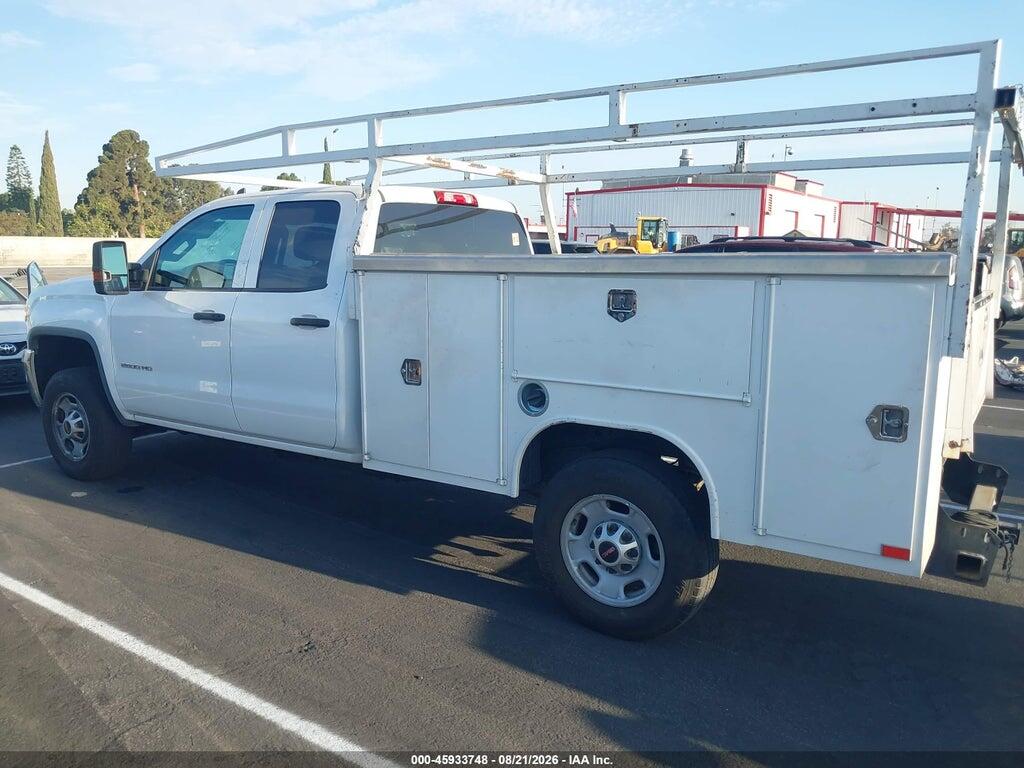 1GD21REG2JZ311924 2018 GMC SIERRA 2500HD photo no. 3