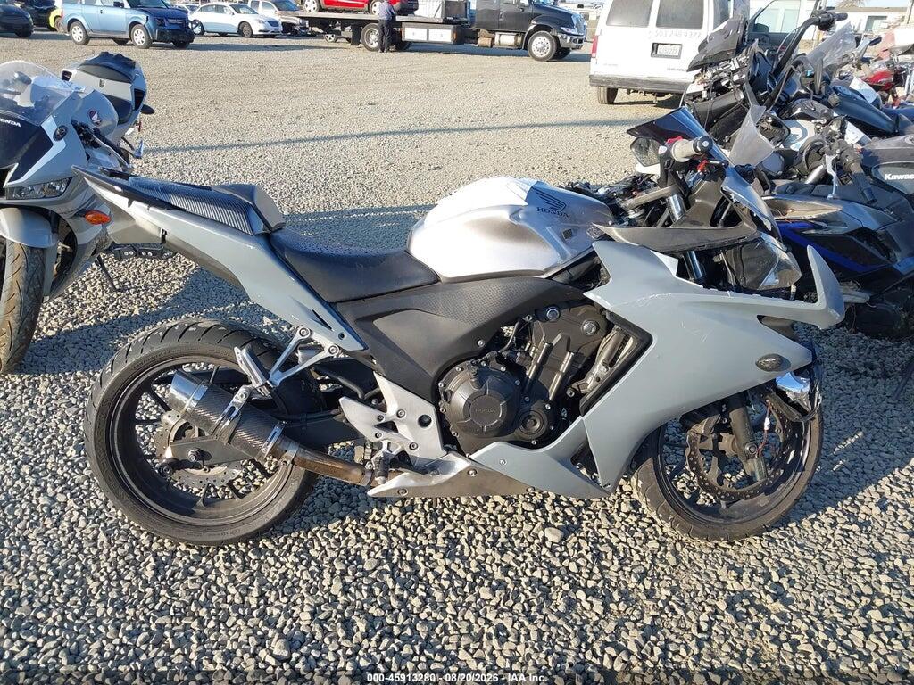 MLHPC4418F5200276 2015 HONDA CBR500 photo no. 4