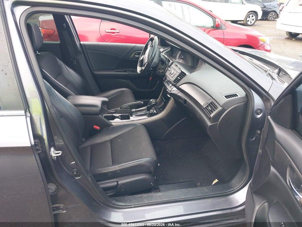 1HGCR2F5XHA143255 2017 HONDA ACCORD photo no. 5