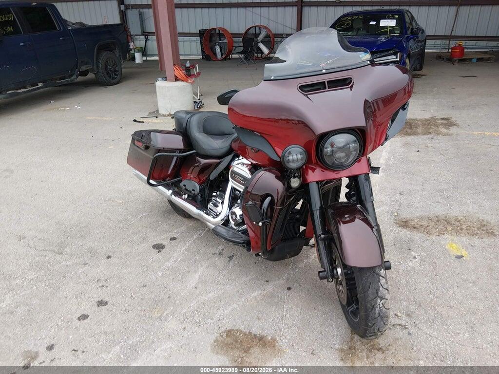 2018 HARLEY-DAVIDSON FLHTKSE 1HD1TEH10JB950918