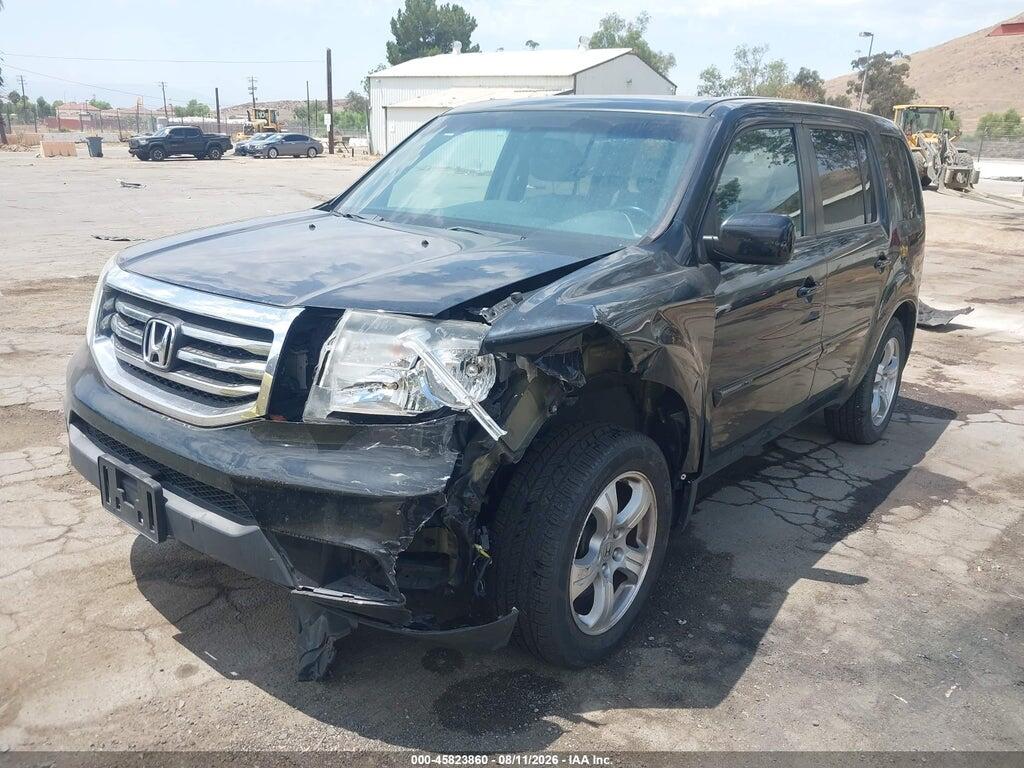 5FNYF4H54FB040018 2015 HONDA PILOT photo no. 2