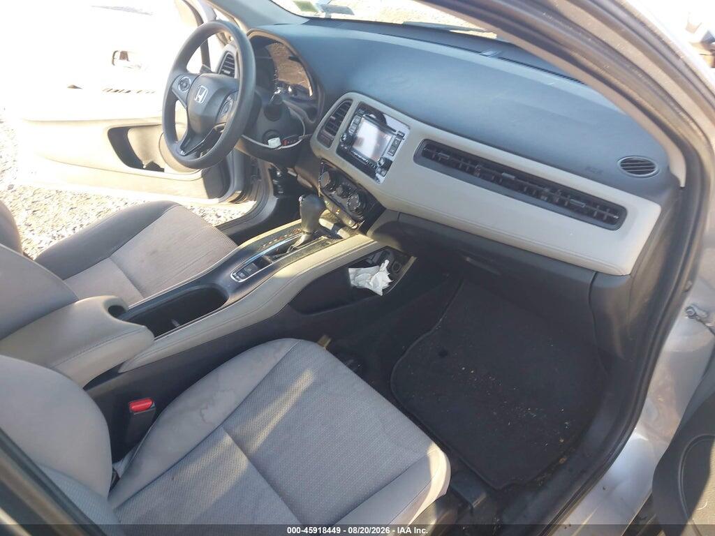 3CZRU6H32JG702406 2018 HONDA HR-V photo no. 5