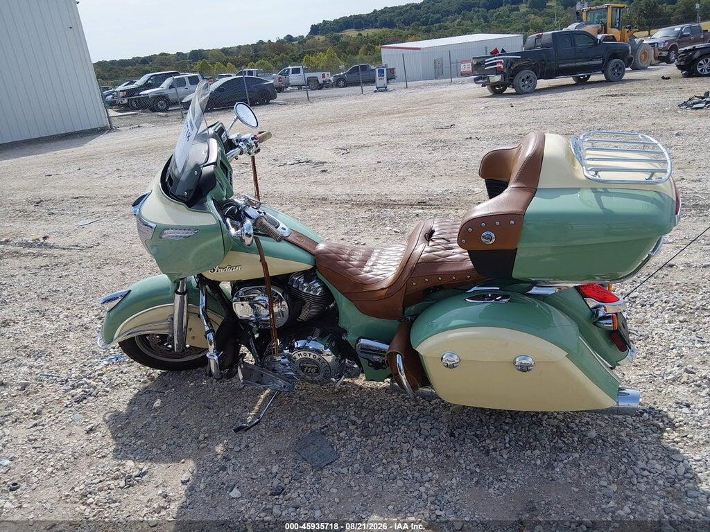 56KTRAAA0H3349227 2017 INDIAN MOTORCYCLE CO. ROADMASTER photo no. 12