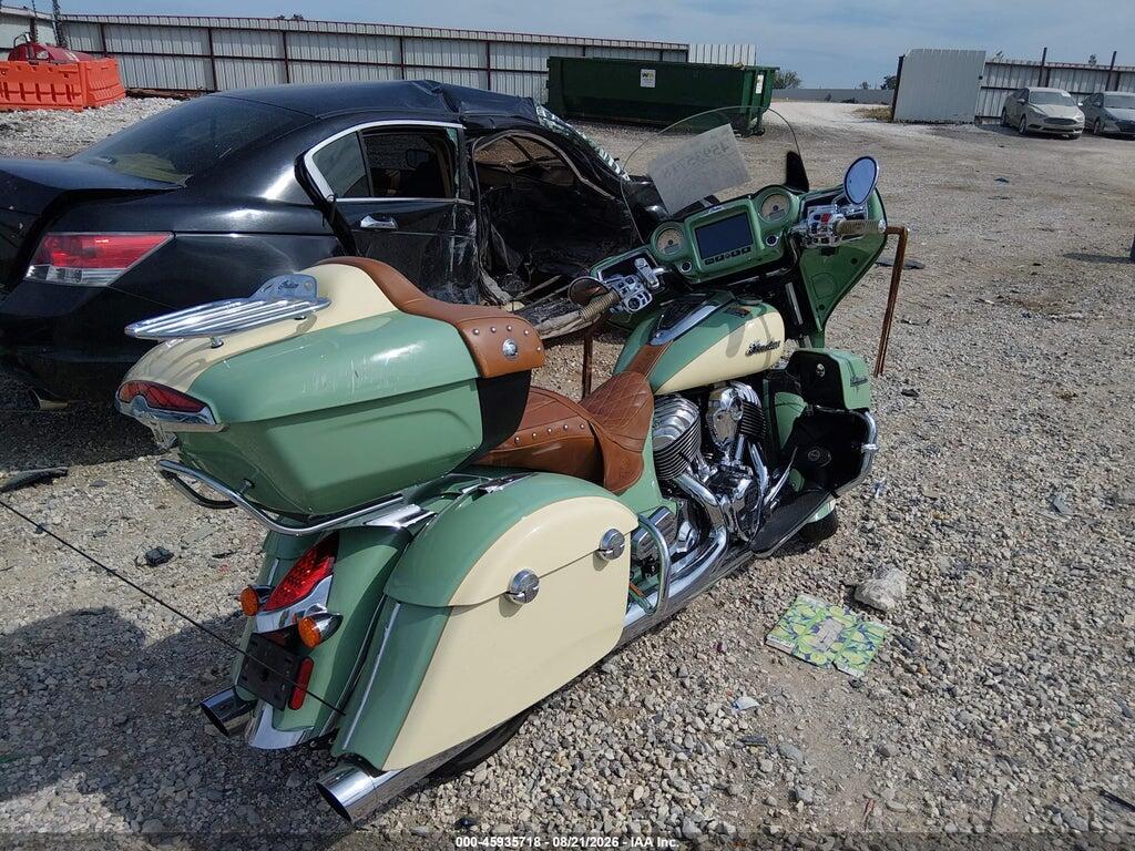 56KTRAAA0H3349227 2017 INDIAN MOTORCYCLE CO. ROADMASTER photo no. 4