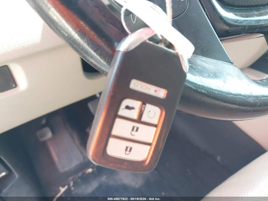 5FNYF6H05JB046192 2018 HONDA PILOT photo no. 11