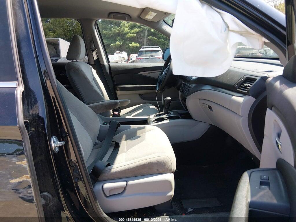 5FNYF6H12JB037555 2018 HONDA PILOT photo no. 5