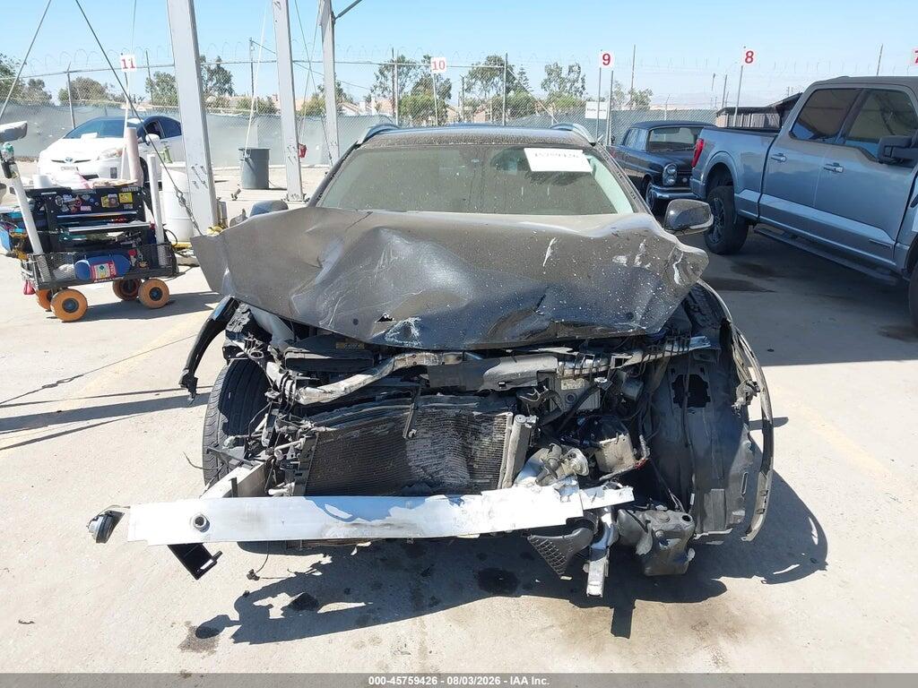 SJKCH5CP1JA057344 2018 INFINITI QX30 photo no. 12