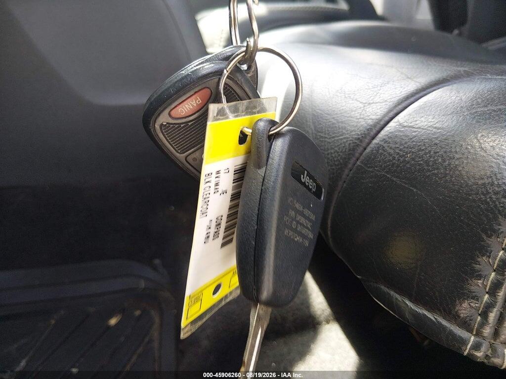 1C4NJDEB1HD192389 2017 JEEP COMPASS photo no. 11