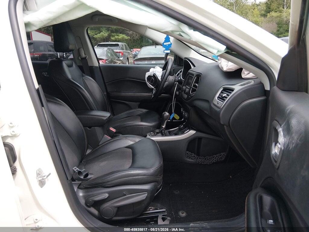 3C4NJDBB3HT642011 2017 JEEP NEW COMPASS photo no. 5